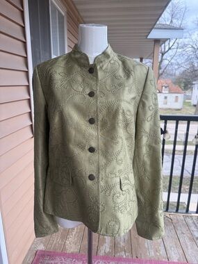 Silk NWOT Olive Green Stand-Collar Women's Button Jacket